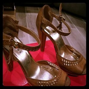 Brown Guess heels